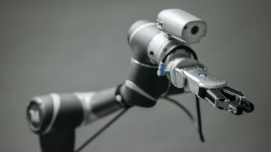 Seven ways to program Universal Robots in 2025